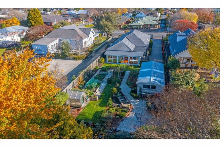 Photo of property in 38 Colombo Street, Cashmere, Christchurch, 8022