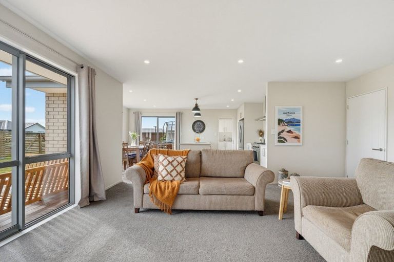 Photo of property in 41 Highgate Drive, Rangiora, 7400