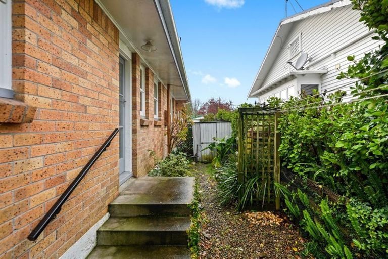 Photo of property in 14 Saint Winifreds Avenue, Hamilton East, Hamilton, 3216
