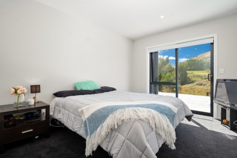 Photo of property in 5 Longlands Street, Lake Hayes, Queenstown, 9304