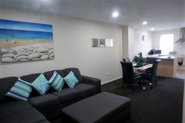 Photo of property in 6/21 Waihi Way, East Tamaki, Auckland, 2013