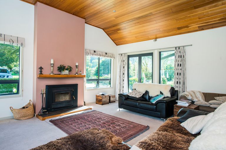 Photo of property in 596 Riverside Road, Matokitoki, Gisborne, 4071