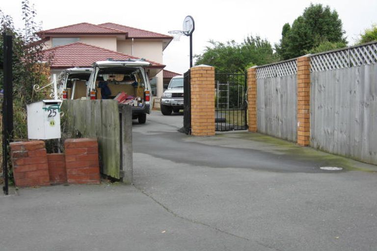 Photo of property in 27 Reading Street, Upper Riccarton, Christchurch, 8041