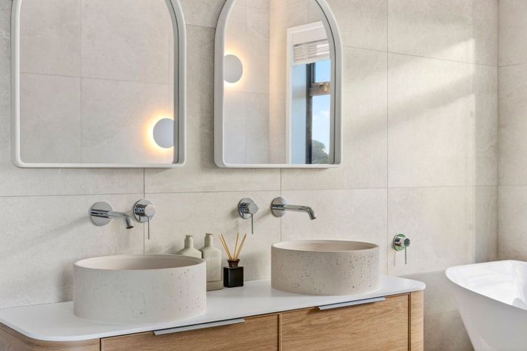 Photo of property in 49 Jarrett Terrace, Leamington, Cambridge, 3432