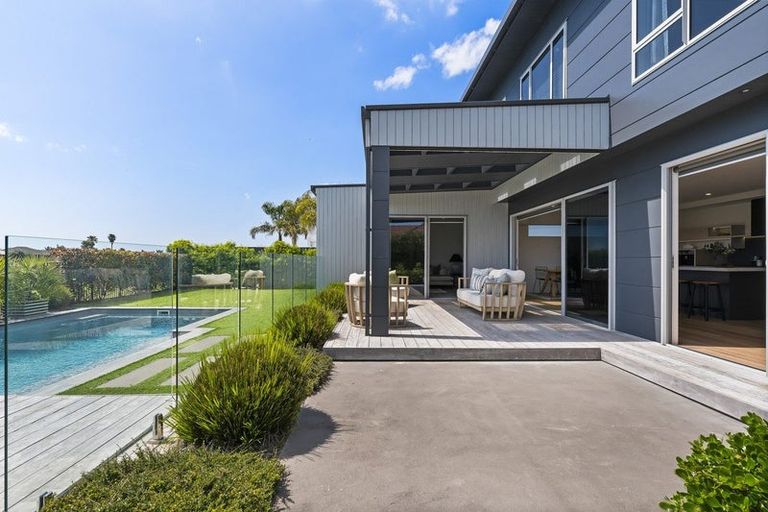 Photo of property in 37 Forstera Way, Papamoa Beach, Papamoa, 3118