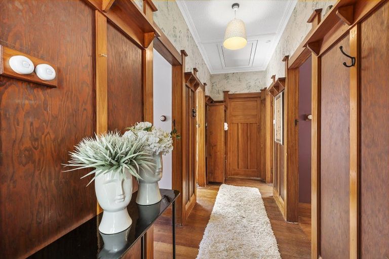 Photo of property in 42a Rhine Street, Island Bay, Wellington, 6023