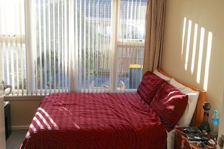 Photo of property in 21 Woodbury Street, Avonhead, Christchurch, 8042