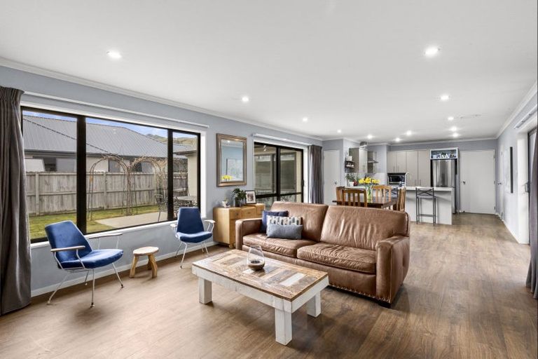 Photo of property in 28 Lochnagar Drive, Lake Hayes, Queenstown, 9304