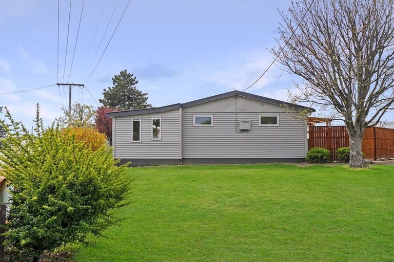 Photo of property in 15 Simons Street, Twizel, 7901