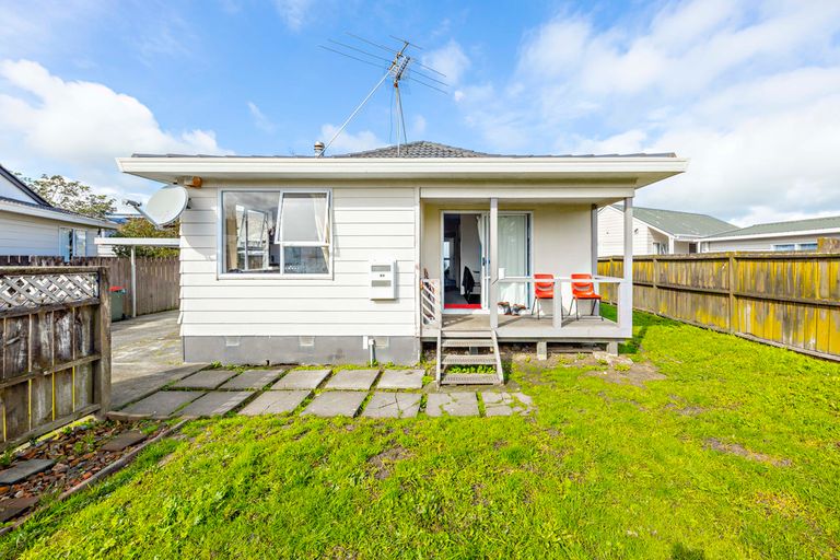 Photo of property in 1/14 Trimdon Street, Randwick Park, Auckland, 2105