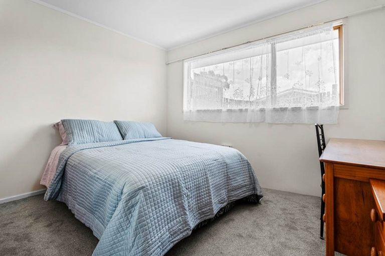 Photo of property in 3 Cheam Place, Pakuranga Heights, Auckland, 2010