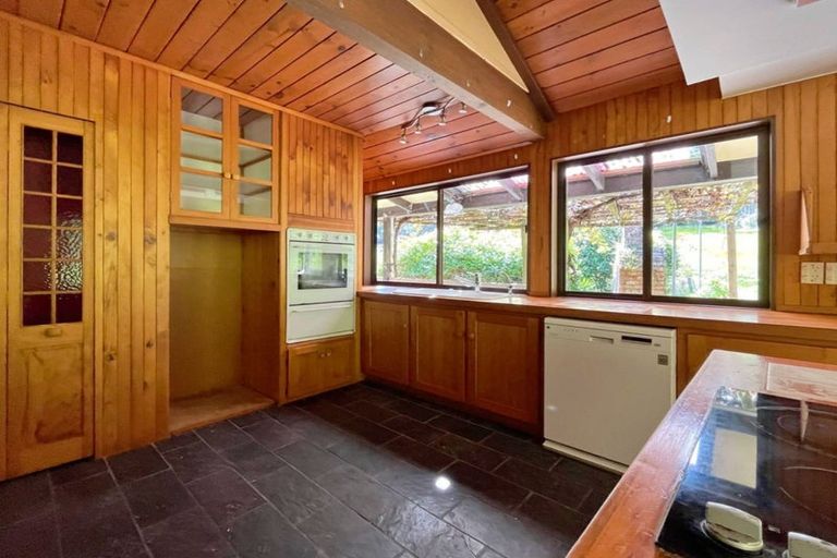 Photo of property in 17 Kay Road, Swanson, Auckland, 0614