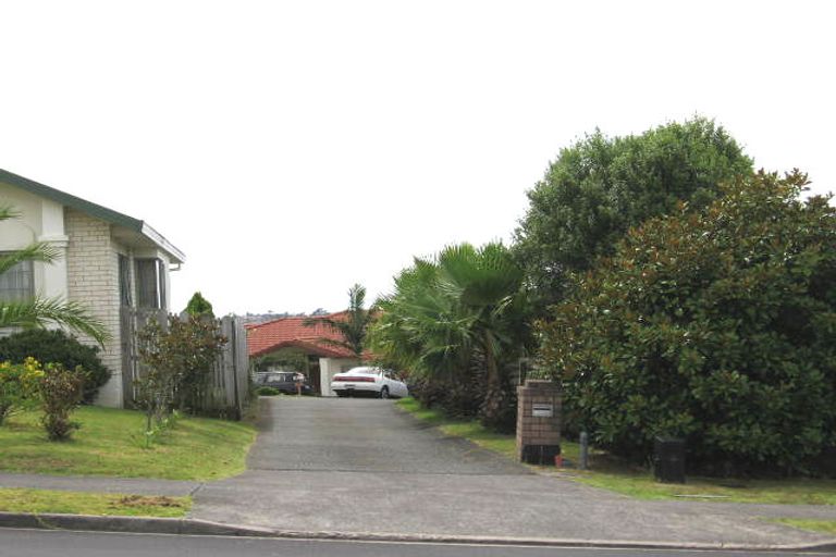 Photo of property in 29 Bluebird Crescent, Unsworth Heights, Auckland, 0632