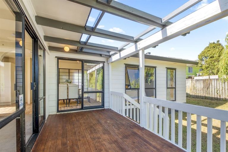 Photo of property in 22 Janese Place, Weymouth, Auckland, 2103