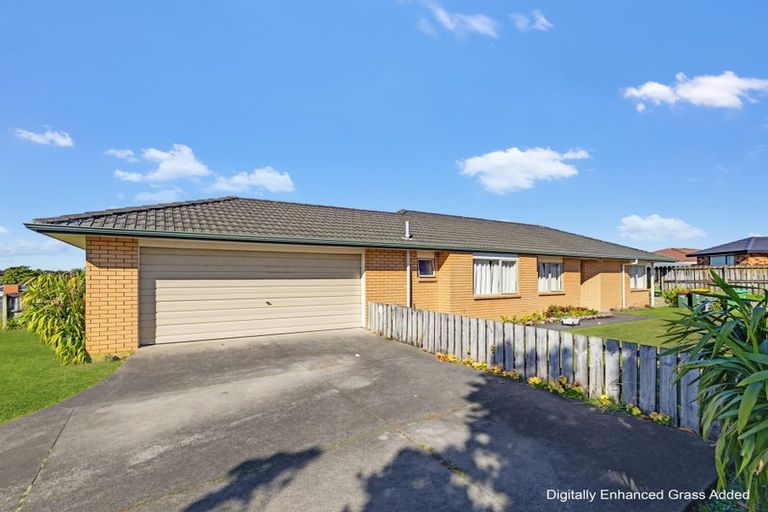 Photo of property in 118 Naylors Drive, Mangere, Auckland, 2022