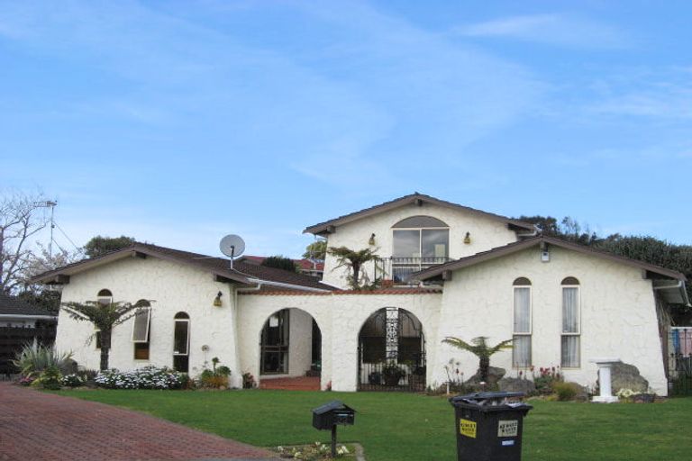 Photo of property in 22 Akepiro Place, Tawhero, Whanganui, 4501