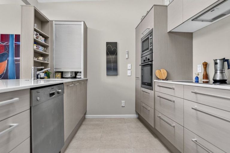 Photo of property in 24d Jellicoe Drive, Hamilton East, Hamilton, 3216