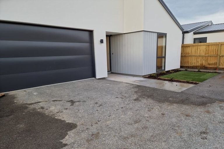 Photo of property in 16 Horoeka Street, Avonhead, Christchurch, 8042