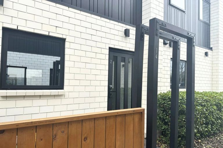 Photo of property in 2/14 Nova Place, Christchurch Central, Christchurch, 8011