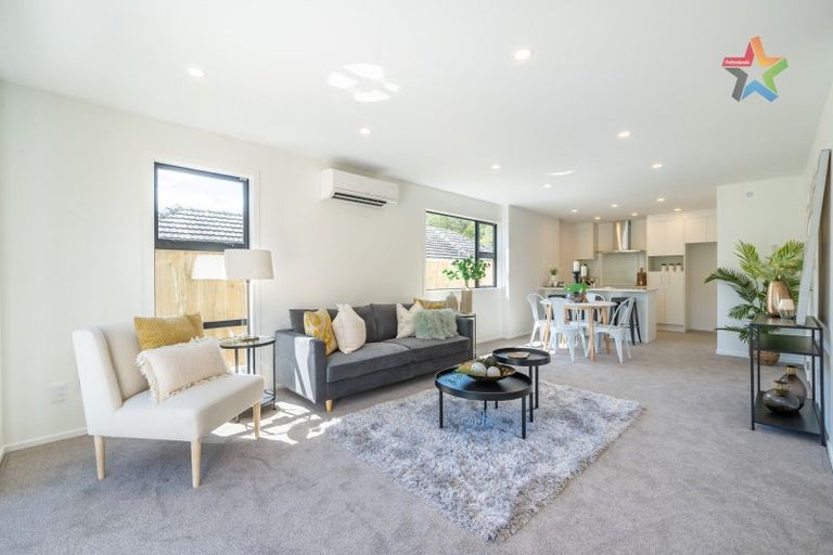 Photo of property in 1a Stokes Valley Road, Stokes Valley, Lower Hutt, 5019