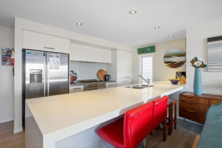 Photo of property in 7a Torkar Road, Clarks Beach, 2122