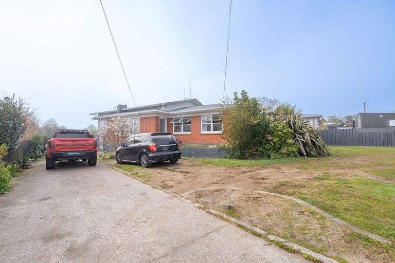 Photo of property in 20 Elliott Crescent, Owhata, Rotorua, 3010
