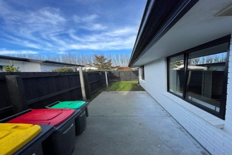 Photo of property in 6 Mclendon Green, Belfast, Christchurch, 8051