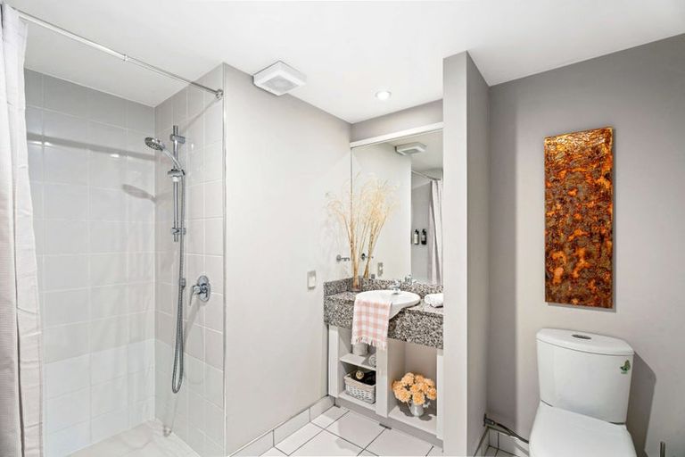 Photo of property in Breakfree Alpine Village, 19/643 Frankton Road, Queenstown, 9300