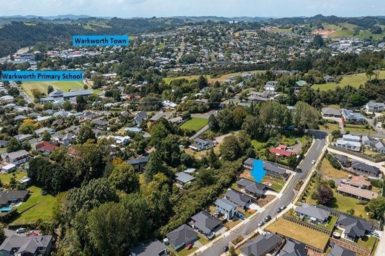 Photo of property in 8 Champers Way, Warkworth, 0910