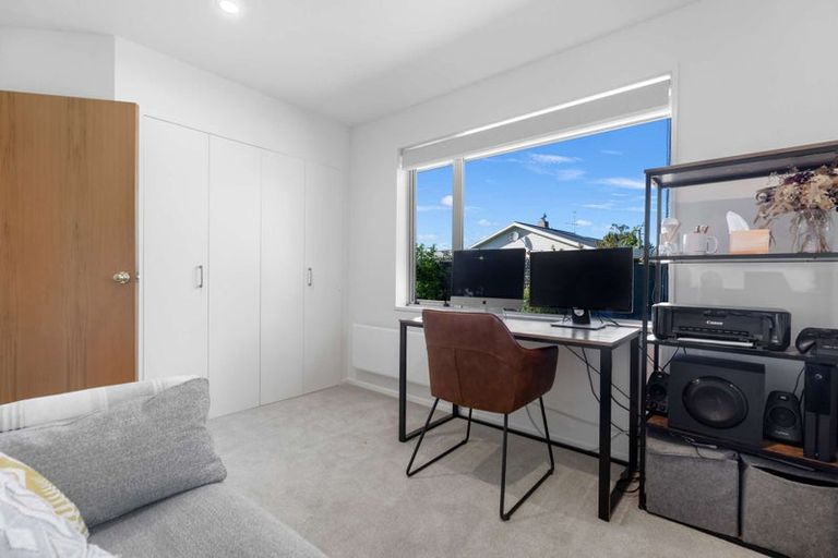 Photo of property in 11 Douglas Road, Amberley, 7410