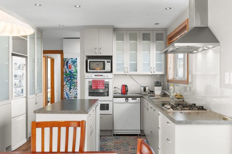 Photo of property in 424 Memorial Avenue, Burnside, Christchurch, 8053