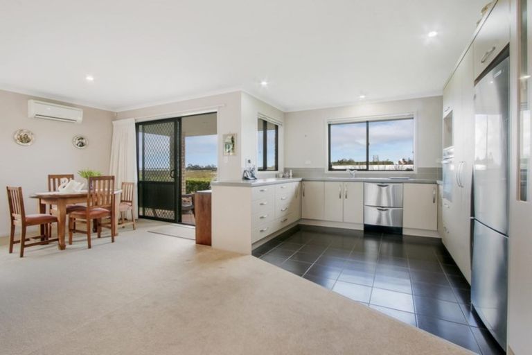 Photo of property in 43 Malta Crescent, Katikati, 3129