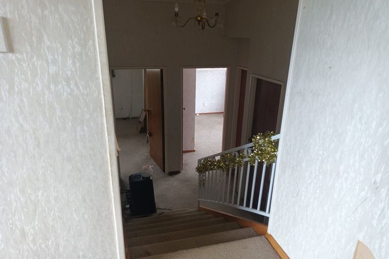 Photo of property in 75 Molesworth Street, Taita, Lower Hutt, 5011