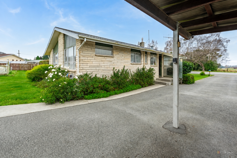 Photo of property in 10 Gorge Road, Waimate, 7924