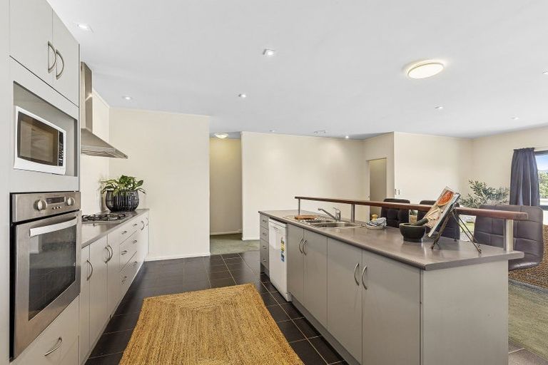 Photo of property in 6 Mitika Way, Strathmore Park, Wellington, 6022