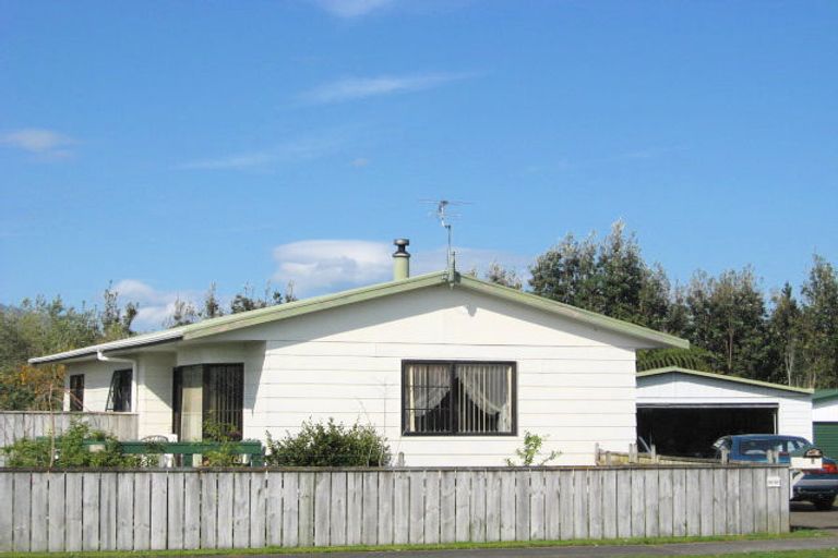 Photo of property in 7 Keats Place, Whalers Gate, New Plymouth, 4310