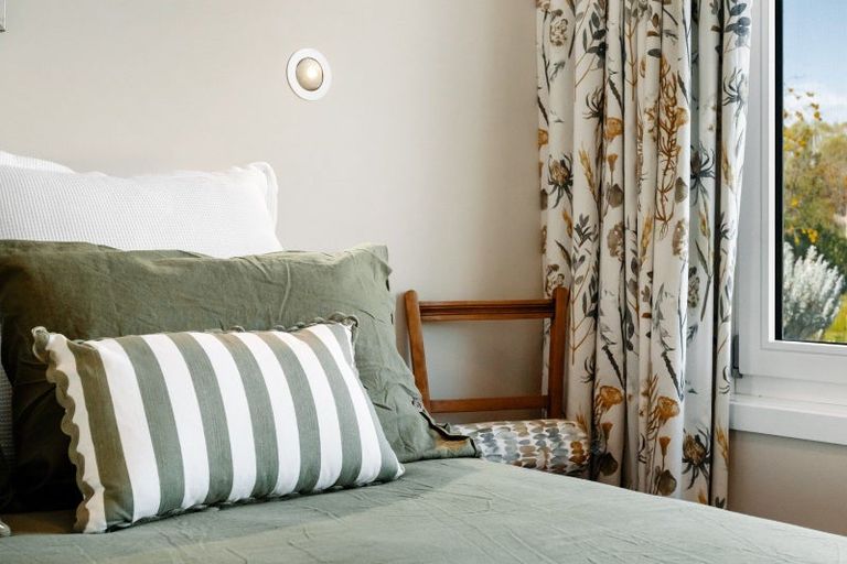 Photo of property in 4 Lowburn Valley Road, Lowburn, Cromwell, 9384