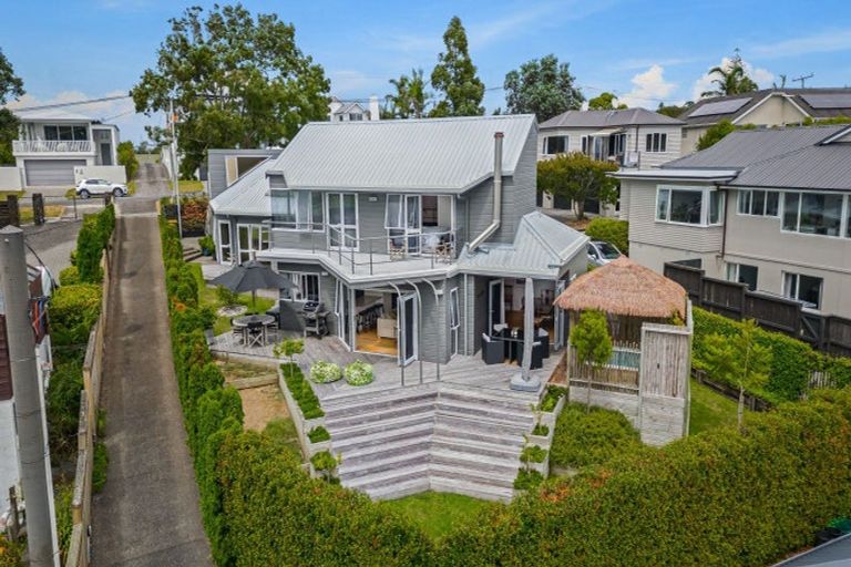 Photo of property in 25 Kowhai Road, Mairangi Bay, Auckland, 0630