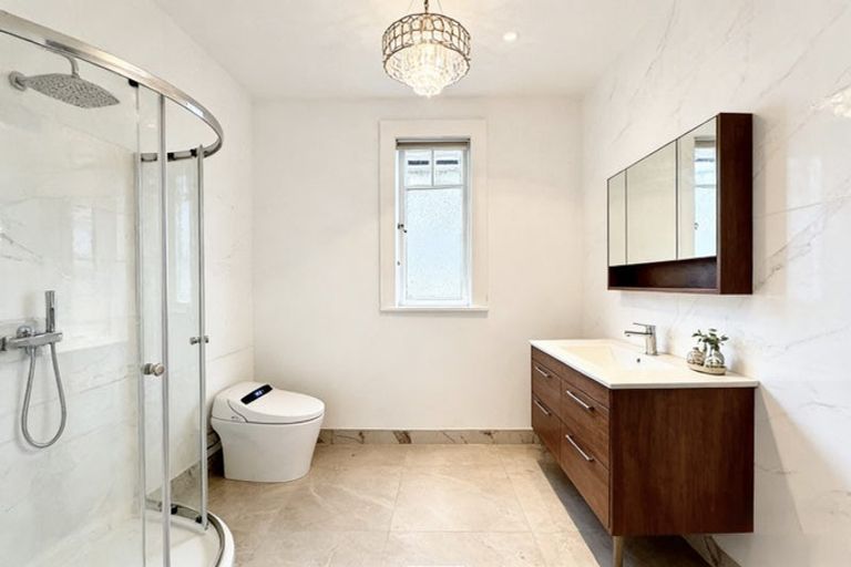 Photo of property in 95 Rosedale Road, Pinehill, Auckland, 0632