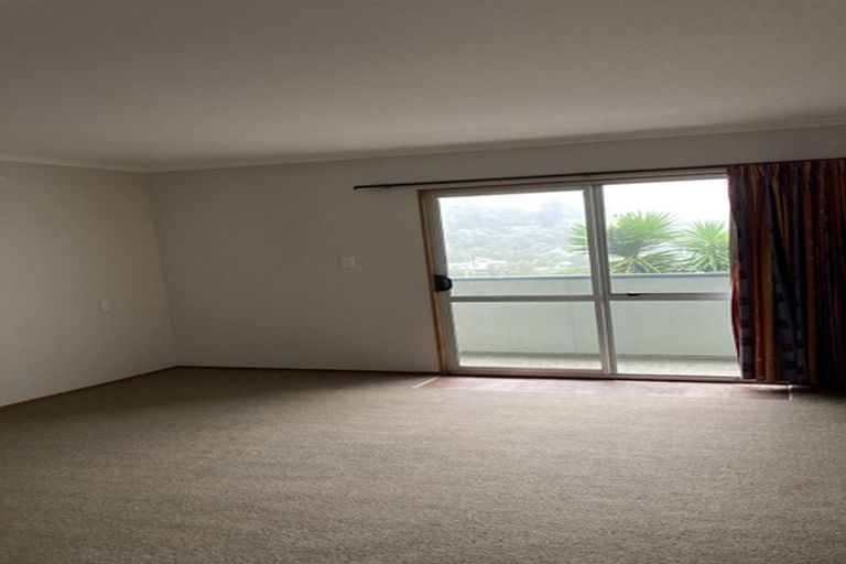 Photo of property in 22 Shortland Street, Regent, Whangarei, 0112