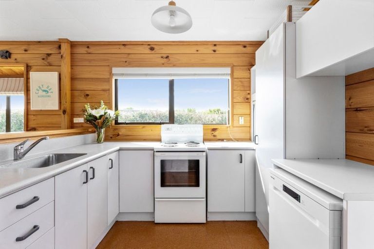 Photo of property in 61b Harper Road, Waimarama, Havelock North, 4294