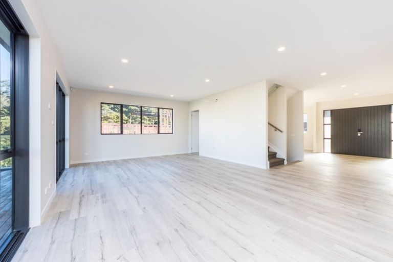 Photo of property in 6 Moko Lane, Greenhithe, Auckland, 0632