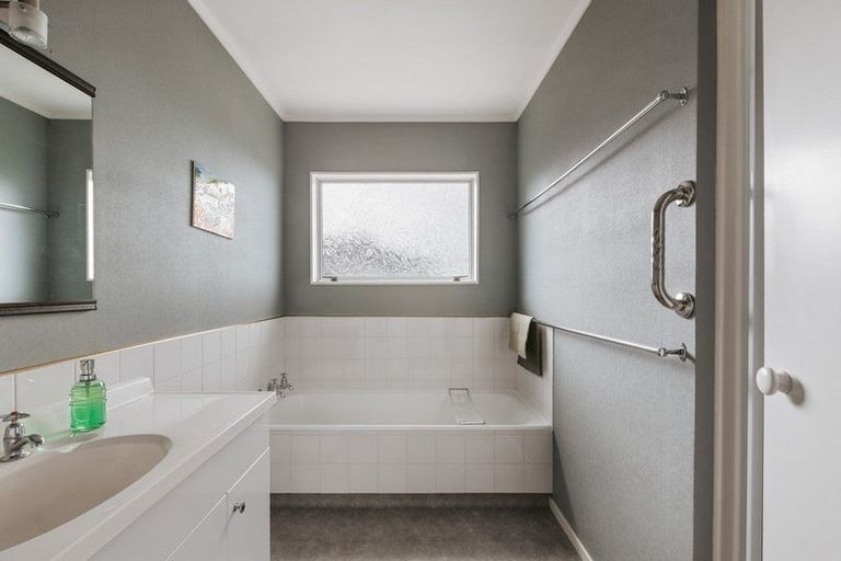 Photo of property in 36 Townhead Crescent, Bethlehem, Tauranga, 3110