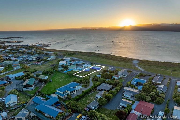 Photo of property in 97 South Bay Parade, South Bay, Kaikoura, 7300