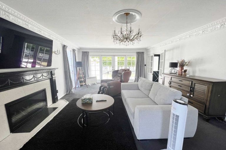 Photo of property in 96 Glandovey Road, Fendalton, Christchurch, 8052