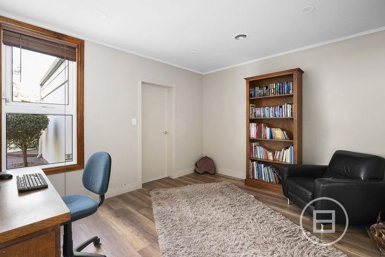 Photo of property in 1 Basra Drive, Henderson, Auckland, 0612