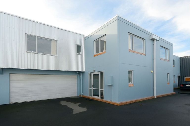 Photo of property in 64b Thackeray Place, Waltham, Christchurch, 8023