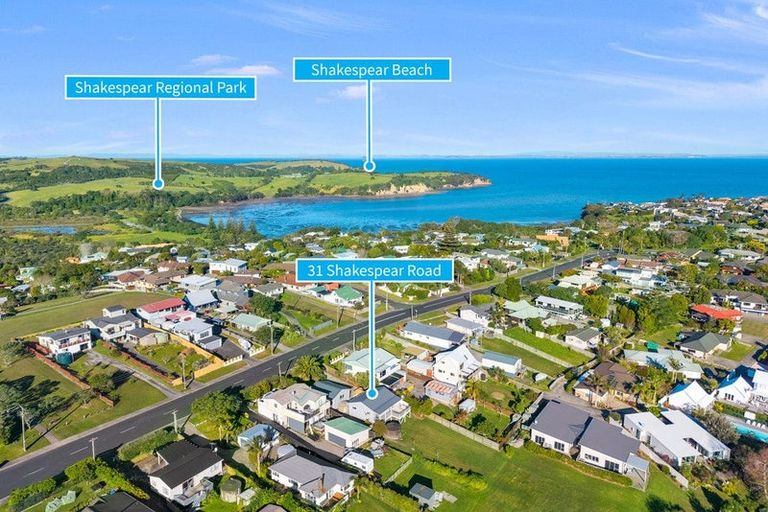 Photo of property in 31 Shakespear Road, Army Bay, Whangaparaoa, 0930