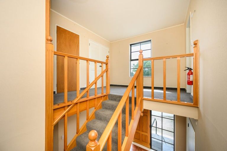 Photo of property in 83 Oroua Road, Kairanga, Palmerston North, 4475