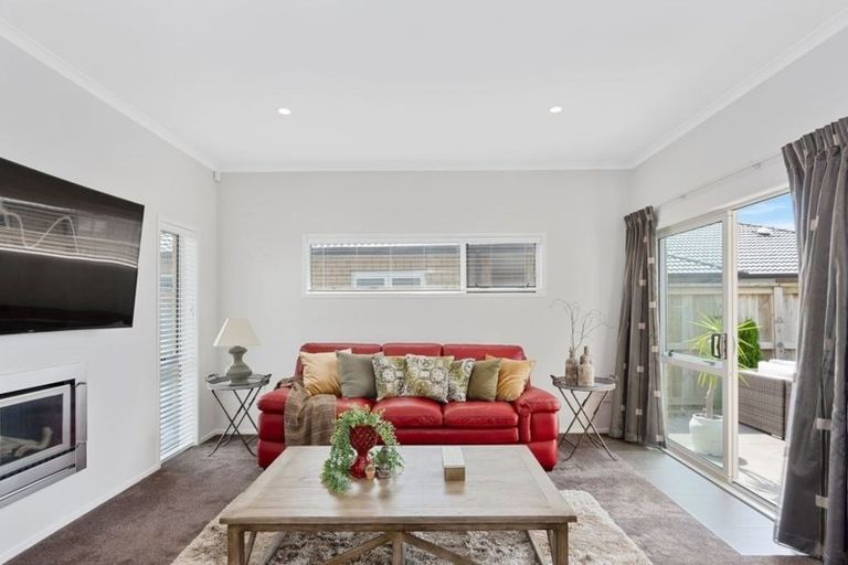 Photo of property in 150 Oriental Parade, Papamoa Beach, Papamoa, 3118